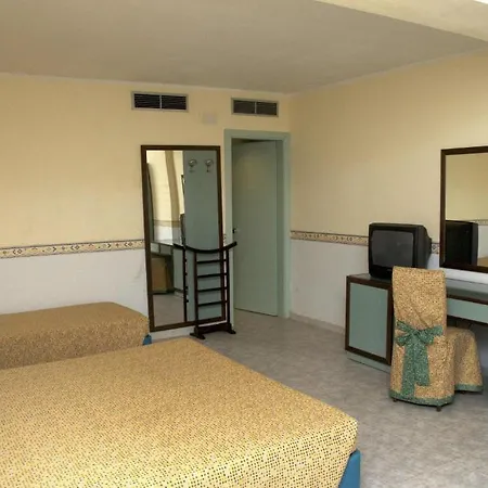Hotel Cala Greca Beach